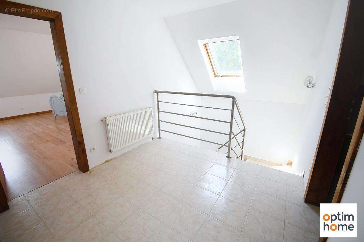 Tres belle maison individuelle - 4 chambres - 2 salles de bain - 2 garages - terrain de 25 ares - photo 40