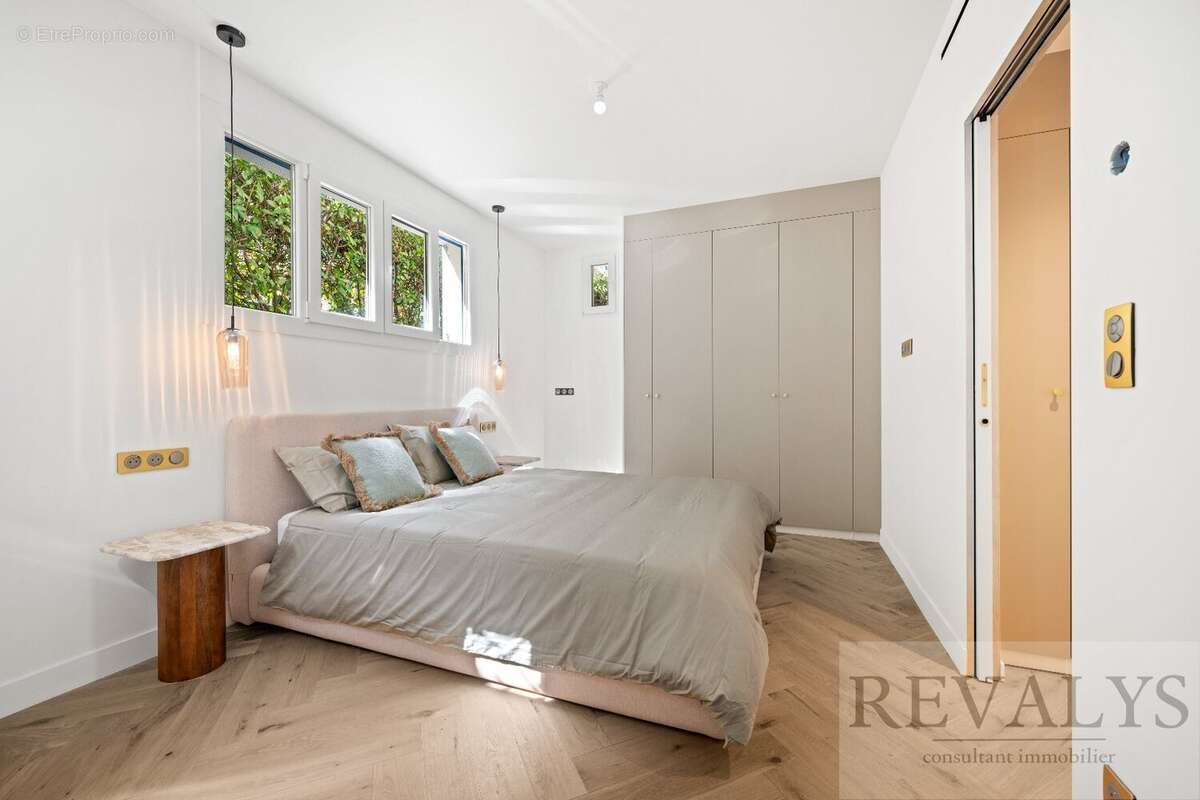 Appartement à BEAULIEU-SUR-MER