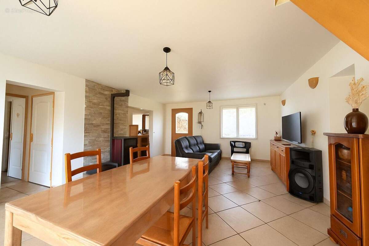 Photo 2 - Maison à BOULOGNE-LA-GRASSE