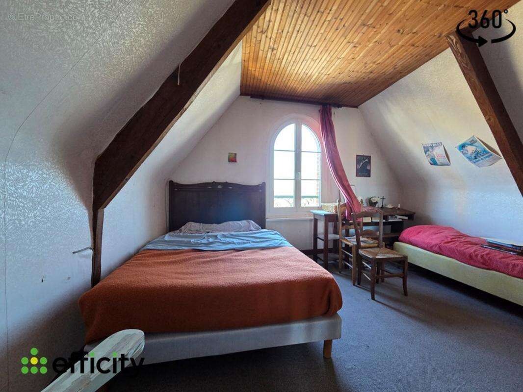 Maison à SAINT-PIERRE-DE-PLESGUEN