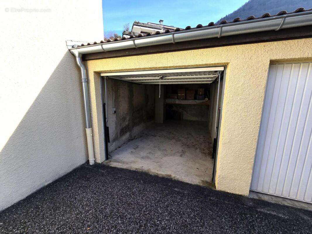 Appartement à ANNECY-LE-VIEUX