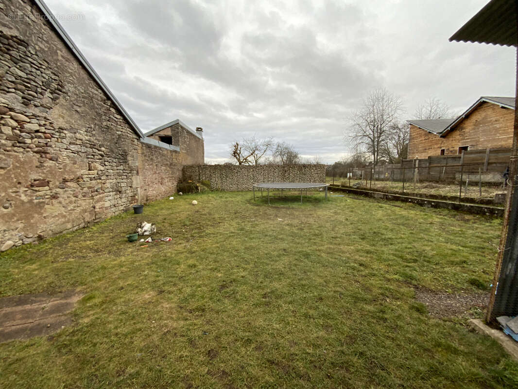 Maison à FROIDECONCHE