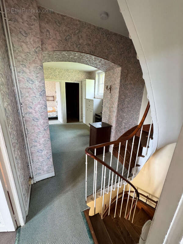 A vendre - Maison en pierre avec jardin bordé par la Vire - Saint-Lô - photo 12