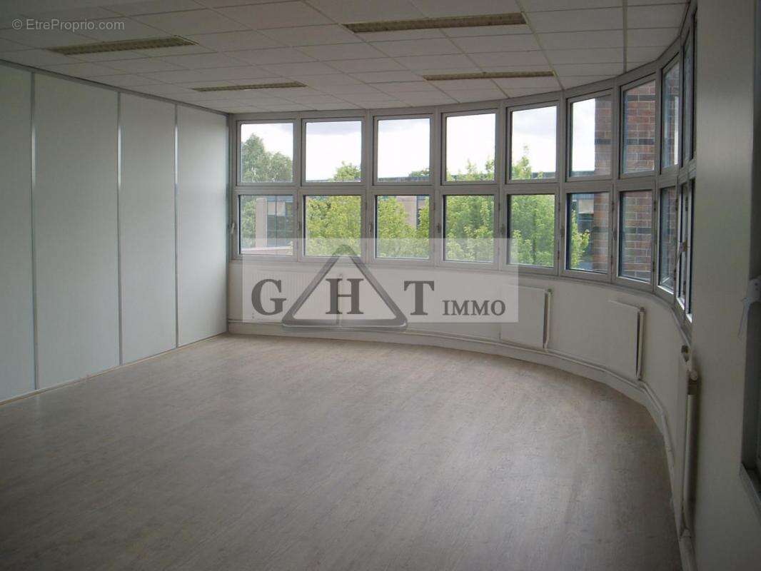 Commerce à VILLIERS-SUR-MARNE