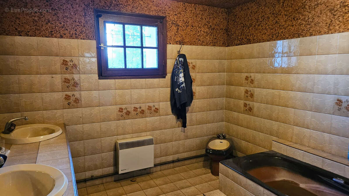 Maison Bourgoin Jallieu 5 pièce(s) 160 m2 - photo 10