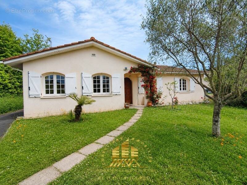 Maison à ARTIGUES-PRES-BORDEAUX
