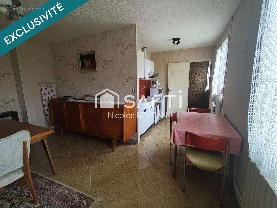 Maison 207 m² à Les Trois-Domaines  - photo 5