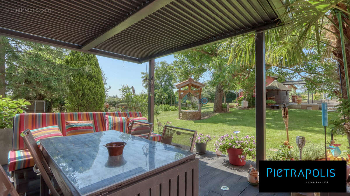 Maison à TUPIN-ET-SEMONS