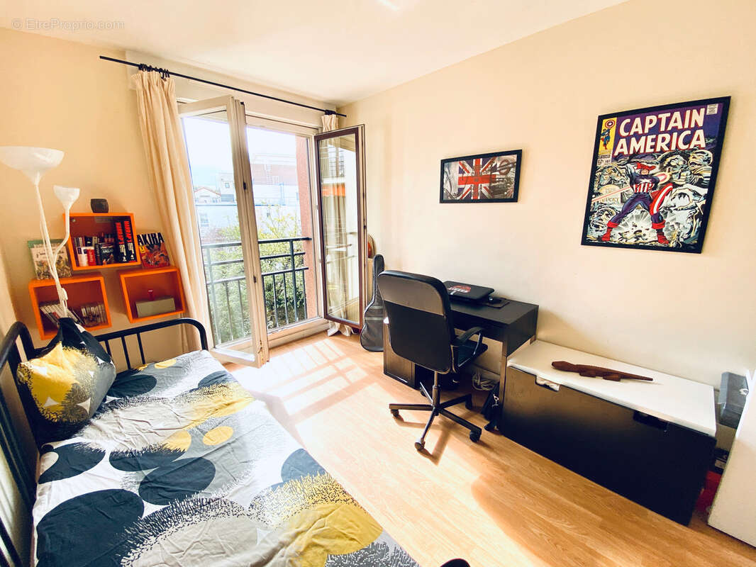 Appartement à NANTERRE