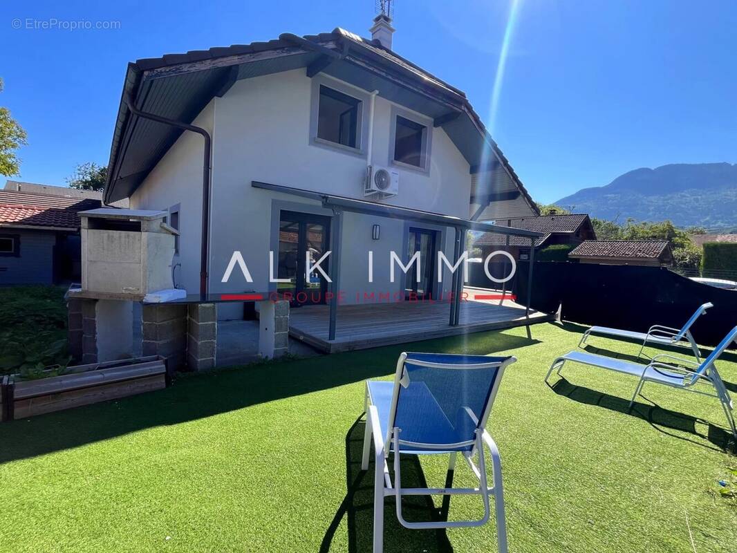 Maison à SAINT-PIERRE-EN-FAUCIGNY