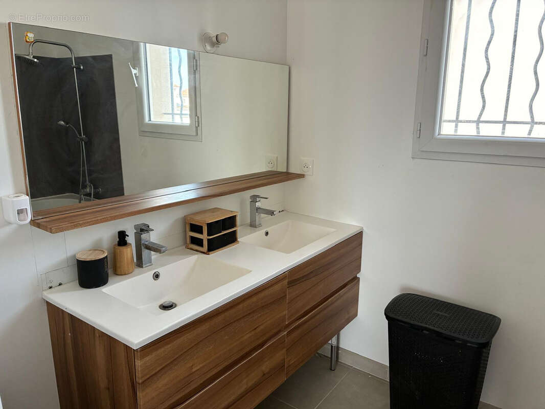 Maison à BELLEGARDE