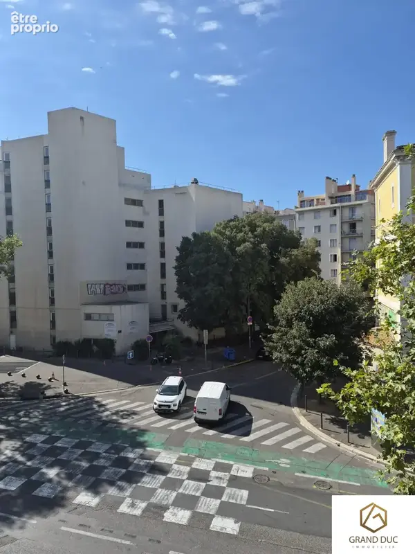 Loft de 96 m2   2 chambres   fort potentiel   dpe b - photo 11