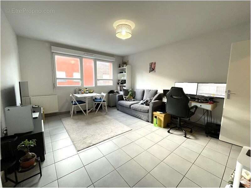 Appartement à LEZENNES