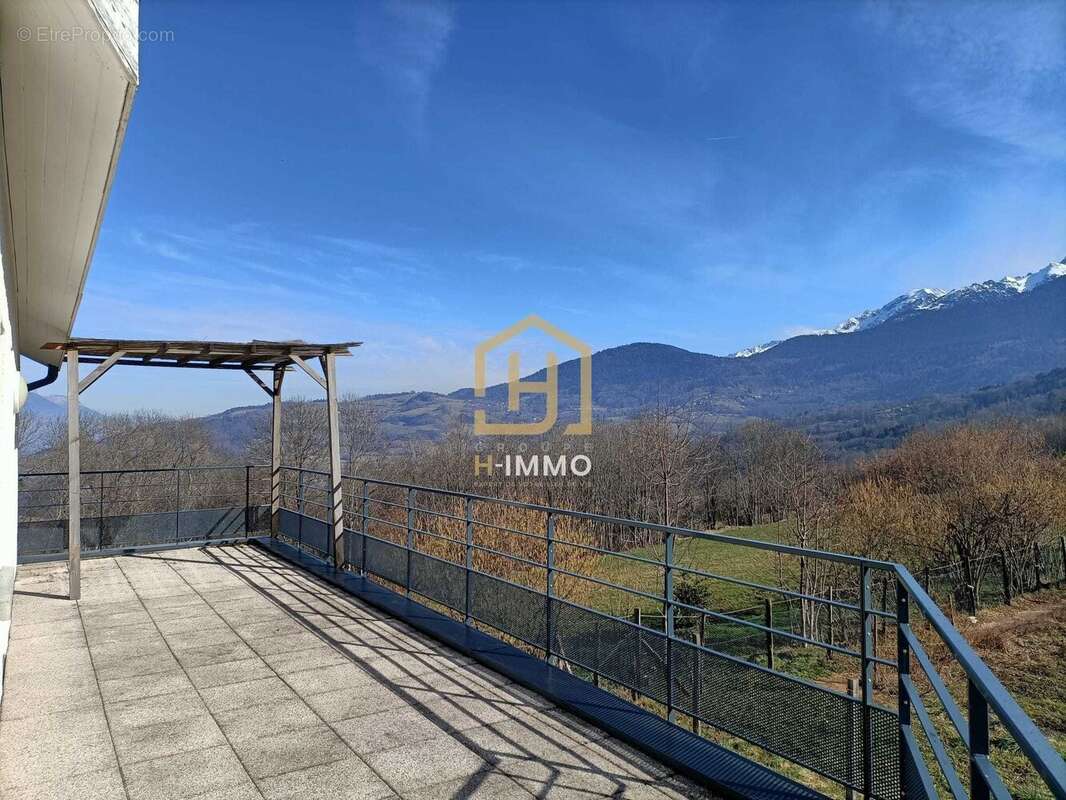 Maison à SAINT-MARTIN-D&#039;URIAGE