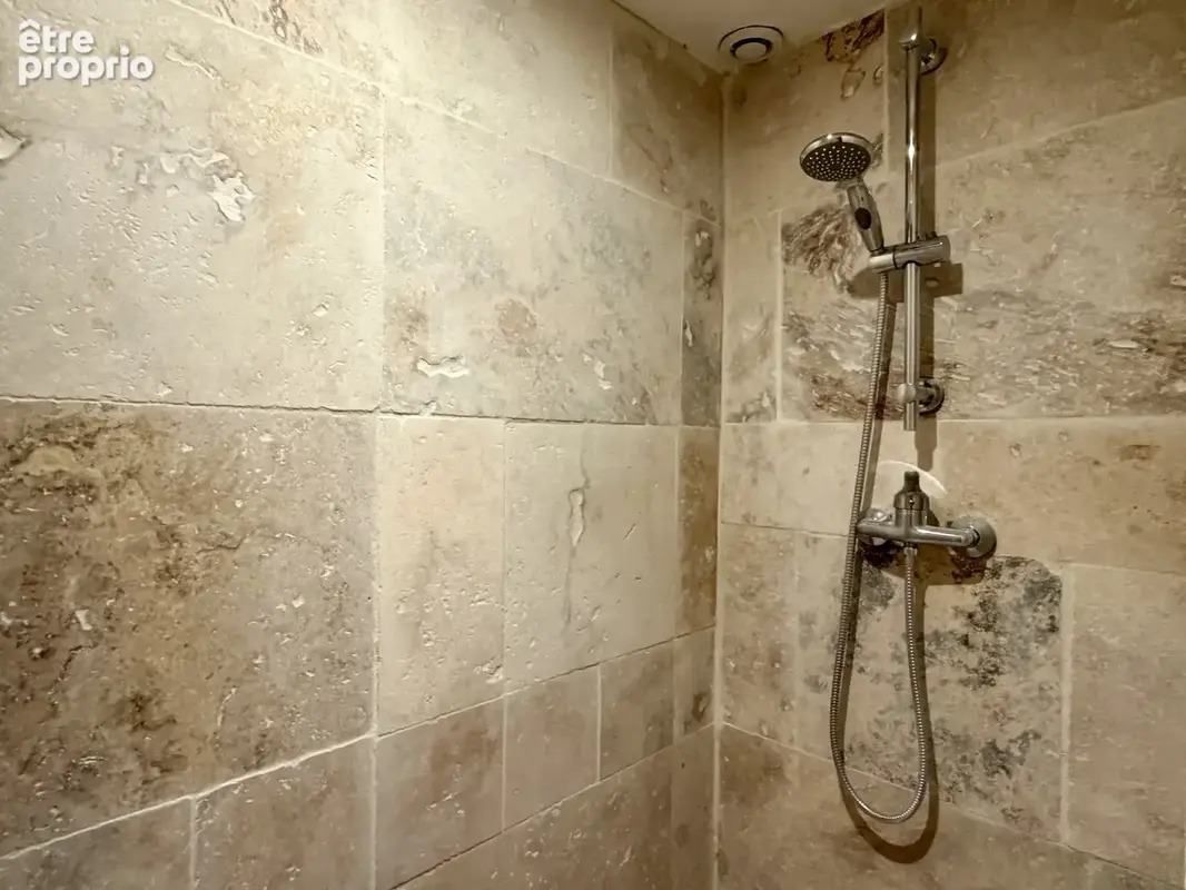 villa de type t6 de 160 m2 - photo 14