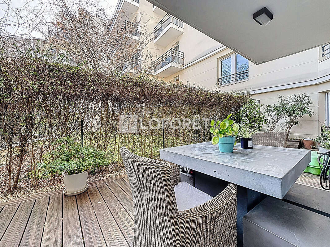 Appartement à SURESNES