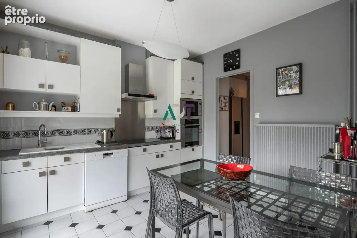 Appartement 4 pièces 144 m² à vendre à Meylan (38240) - photo 8
