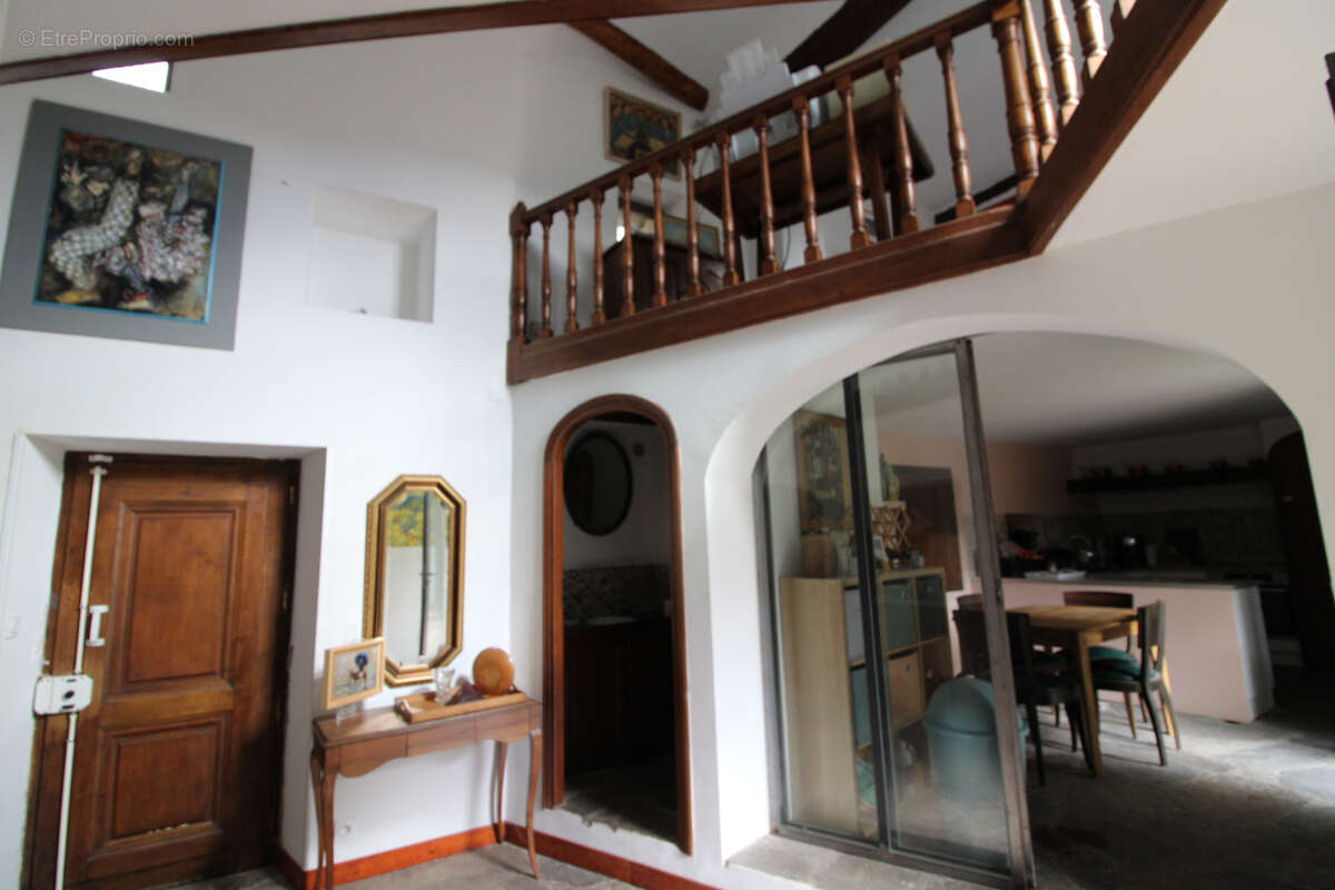 Maison à COLOMBIERES-SUR-ORB