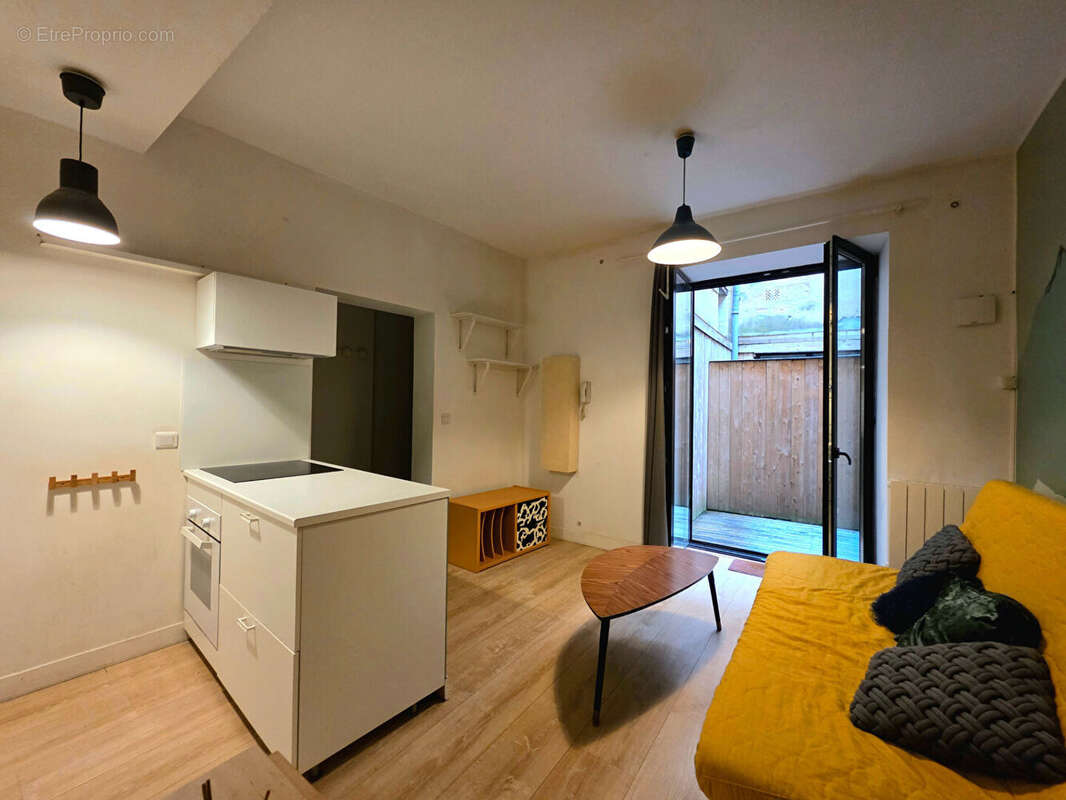 Appartement à BORDEAUX