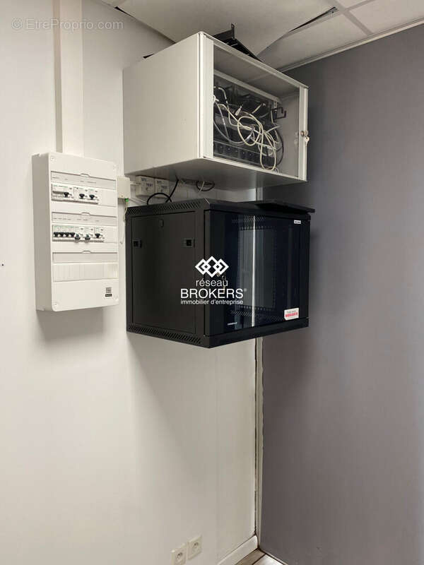 Commerce à SAINT-MARTIN-LE-VINOUX