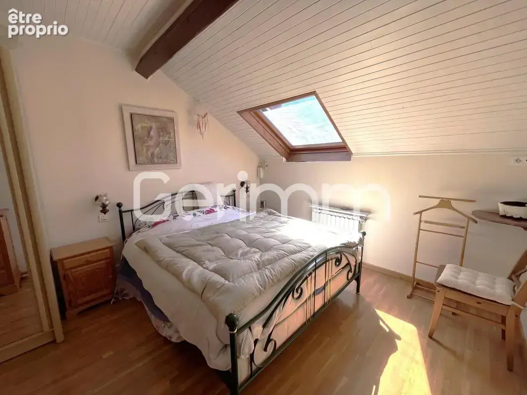 Vente - Maison - 4 pièces + cuisine - 100 m² - 319 000 € - - photo 13