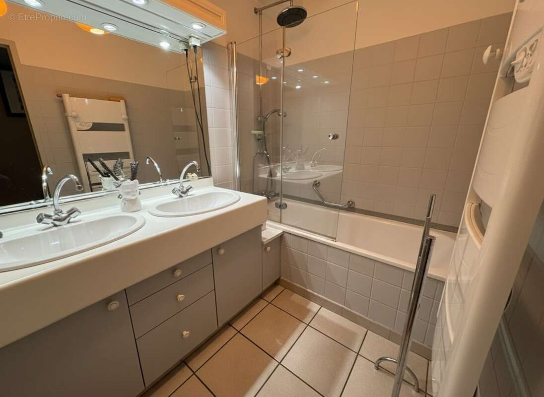 Appartement 111 m² à Orleans  - photo 7