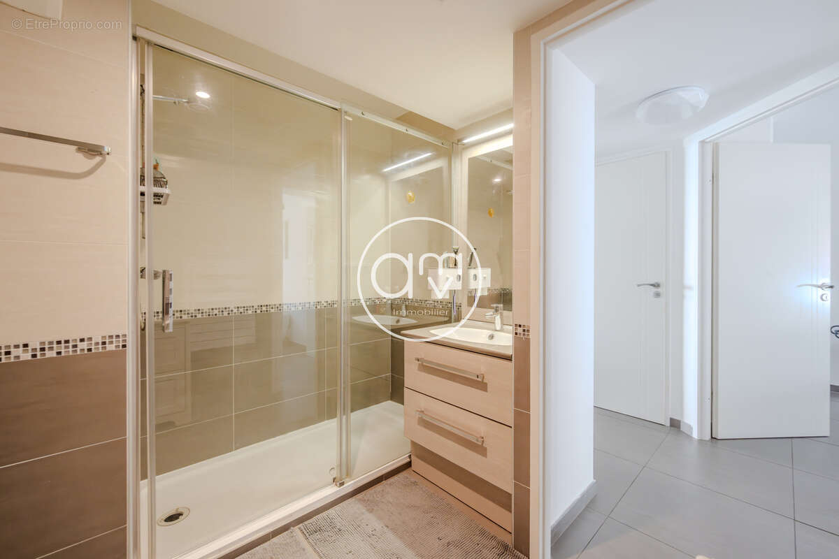 Appartement à HYERES