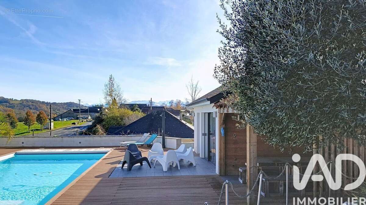 Maison 190 m² à Monein  - photo 7