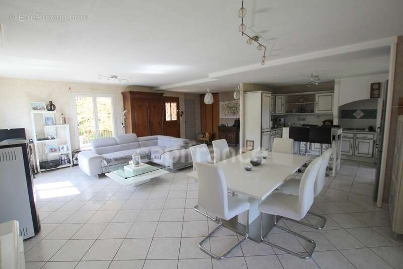 Dpt Saône et Loire (71), à vendre proche de CHALON SUR SAONE maison 5 pièces sur 2646 m² - photo 13