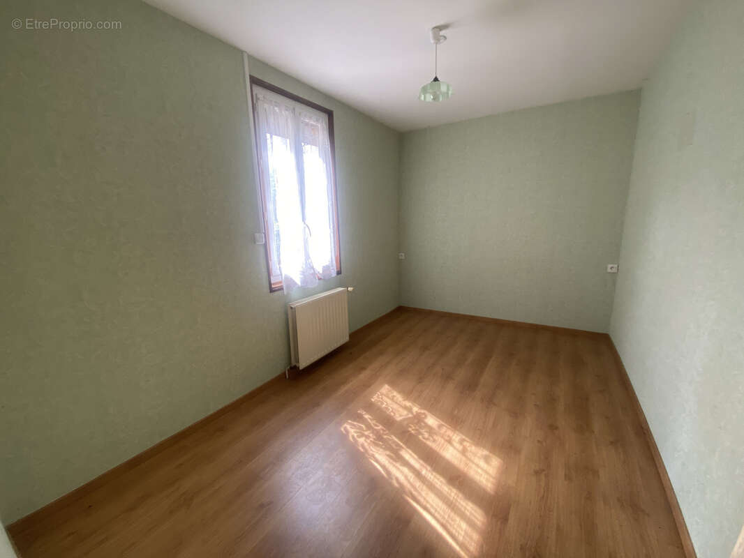 Maison 73 m² à Gourchelles  - photo 3