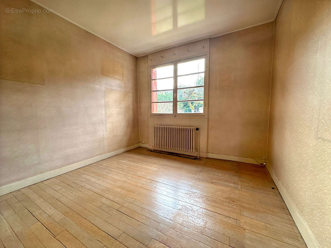 Maison à GIF-SUR-YVETTE