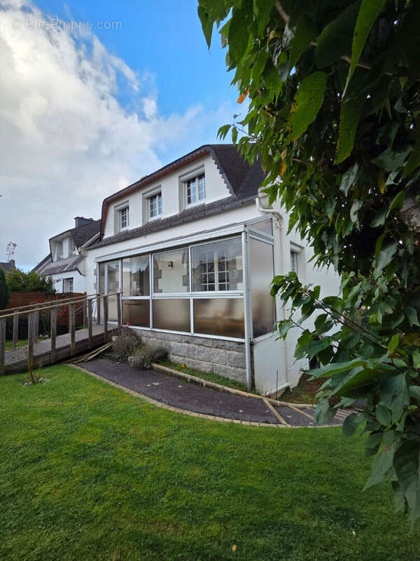 Maison à SAINT-RENAN