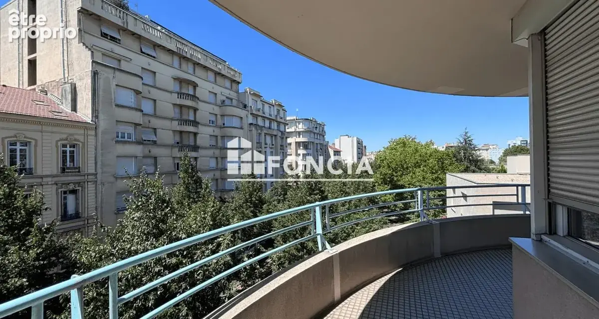 Appartement à SAINT-ETIENNE