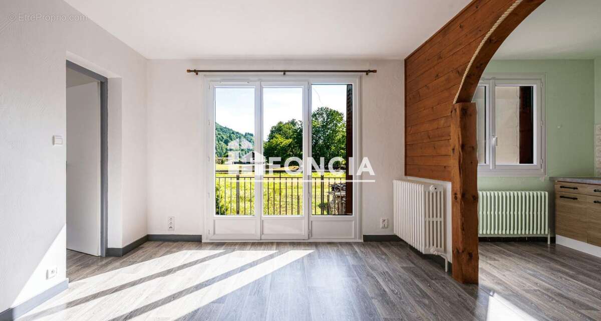 Ensemble immobilier avec potentiel locatif à Grignon, à proximité d’Albertville - photo 3