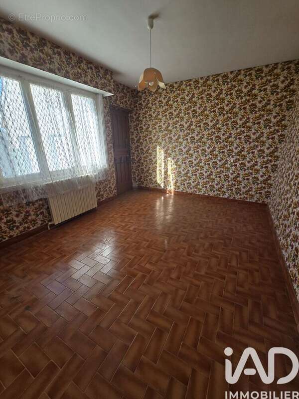 Maison 210 m² à Passy-Grigny  - photo 7