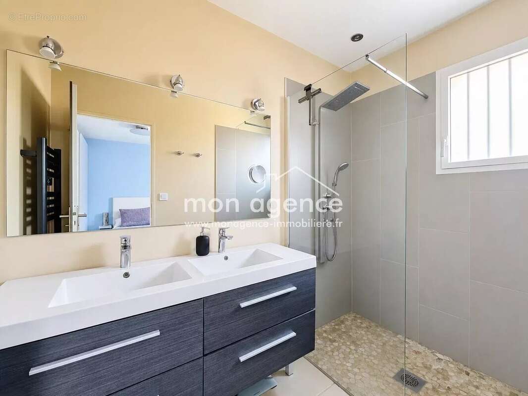 Quévreville la Poterie (76520) - belle propriété de 2010 - 4 chambres – 140 m² habitables dont 18 m² en dépendance - photo 11