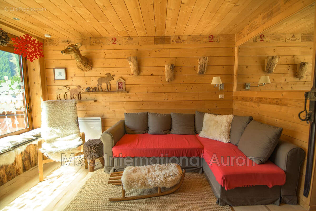 Appartement à SAINT-ETIENNE-DE-TINEE