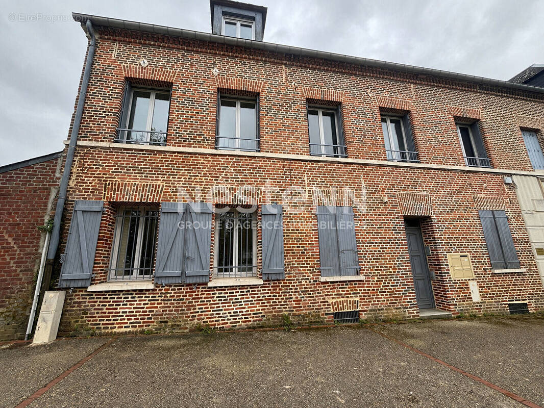 Appartement à MERU