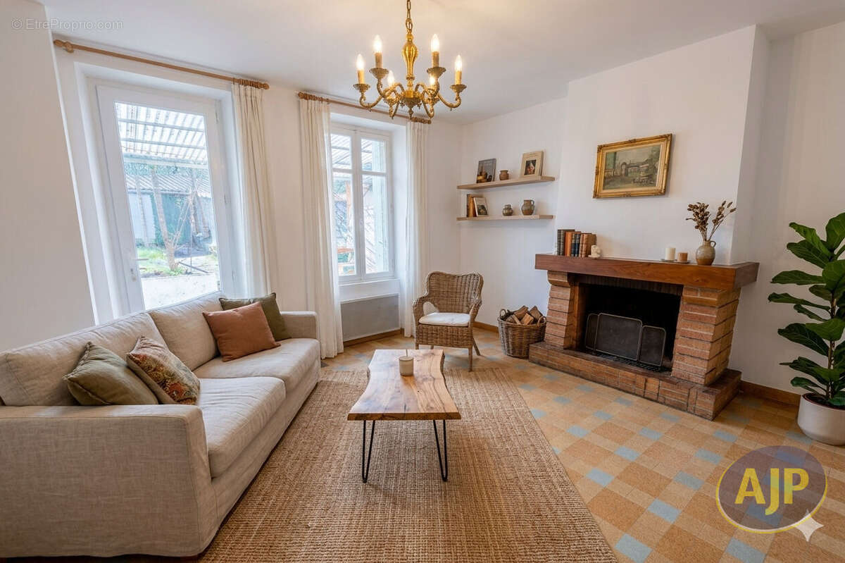 Maison 79 m² à Saint-Macaire-En-Mauges  - photo 2