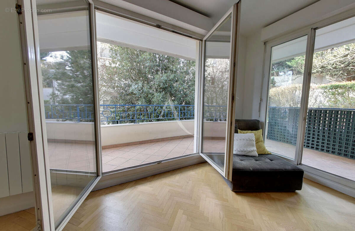 Appartement à NOGENT-SUR-MARNE
