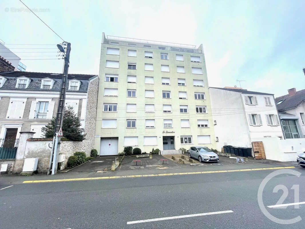 Appartement à MELUN