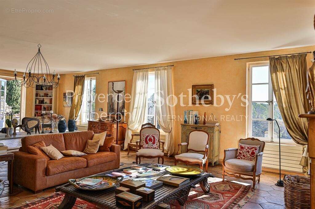 Maison à VAISON-LA-ROMAINE