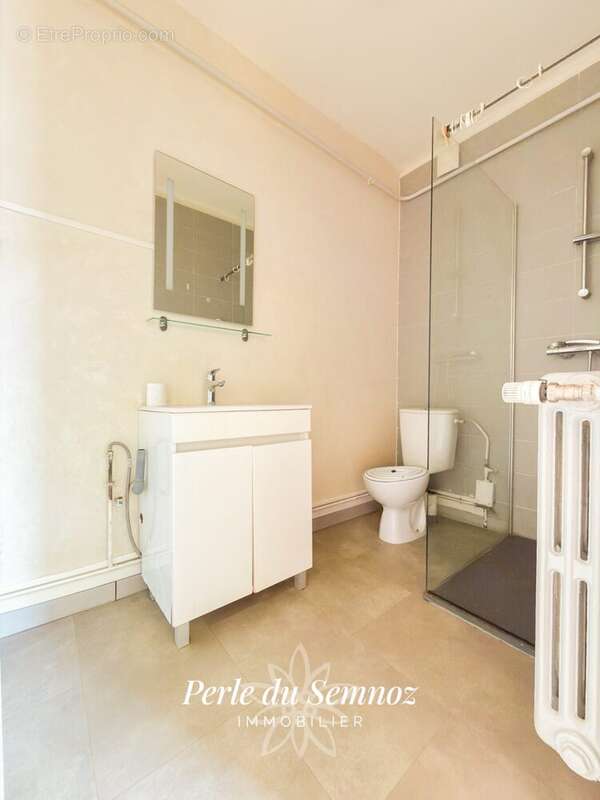Appartement 40 m² à Annecy  - photo 6