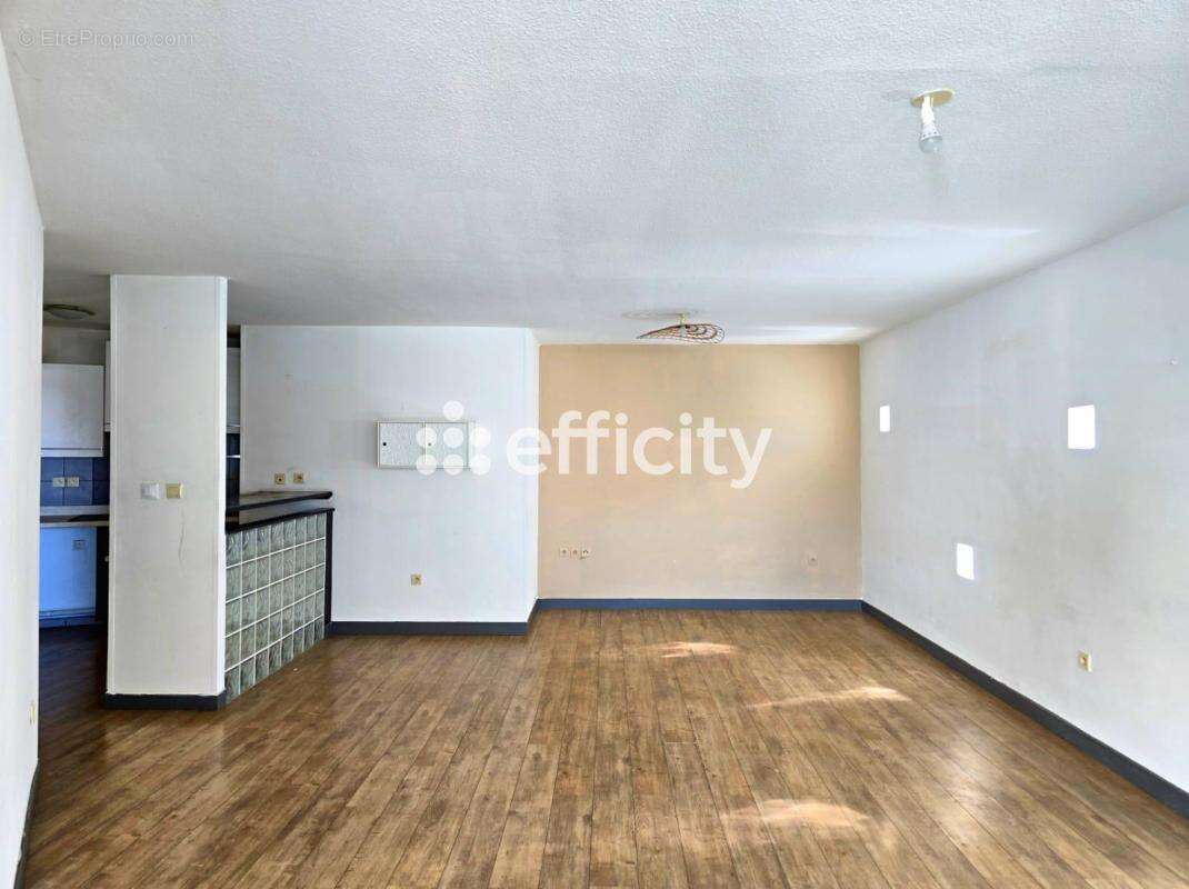 Appartement à SAINT-DENIS