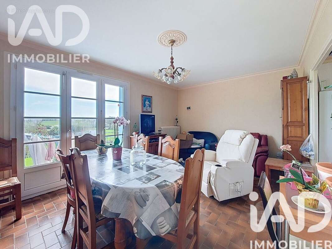 Photo 4 - Maison à MARTIGNE-FERCHAUD