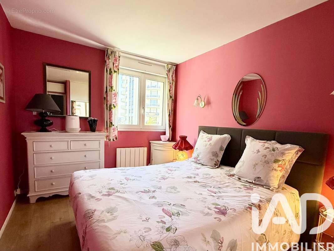 Photo 7 - Appartement à COURBEVOIE