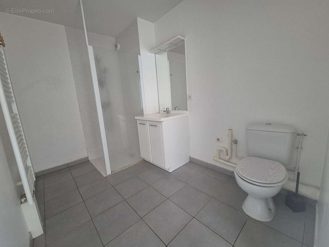 Appartement à CEYRAT