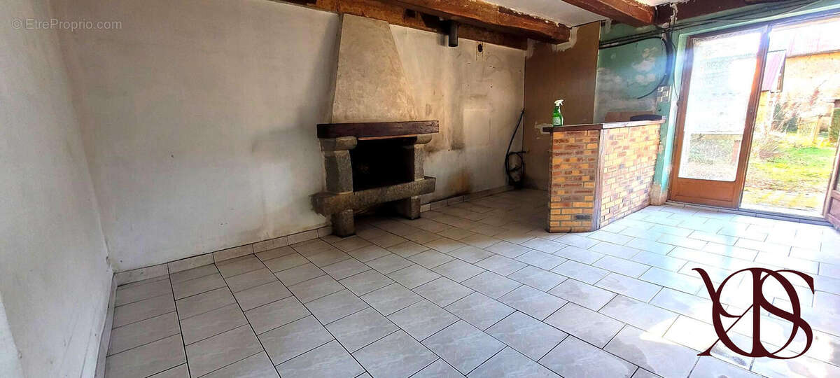Maison à ANDOUILLE-NEUVILLE