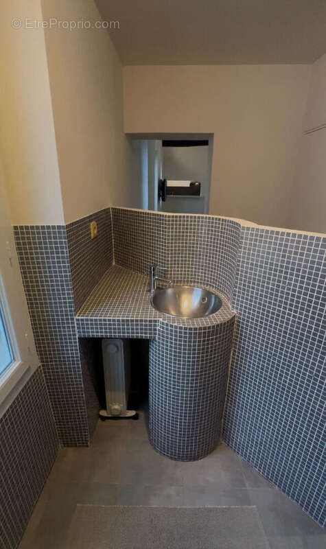 Appartement à MARSEILLE-1E