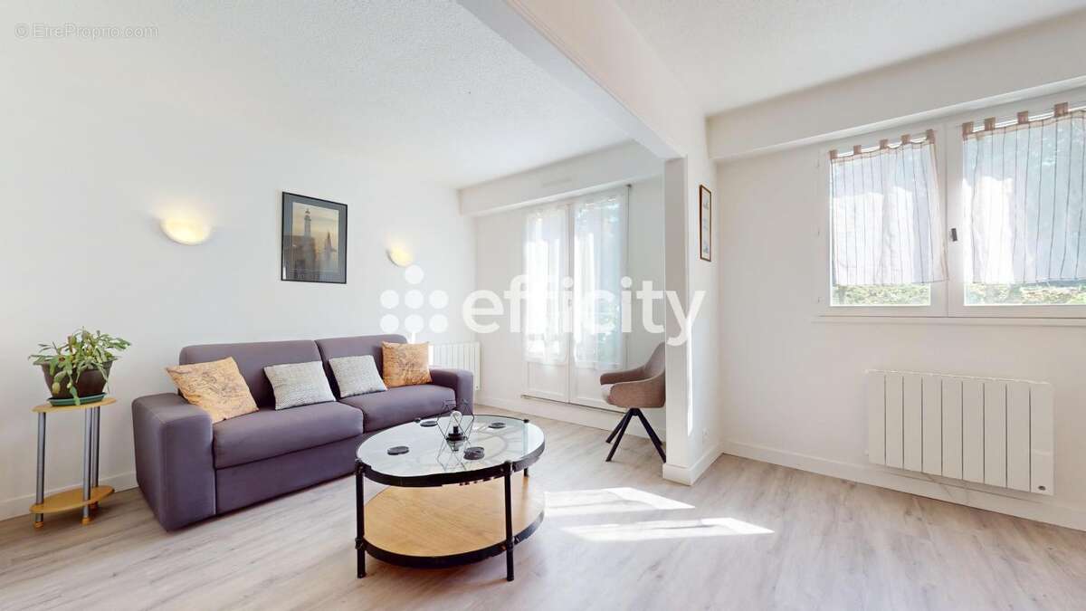 Appartement à SAINT-PHILIBERT